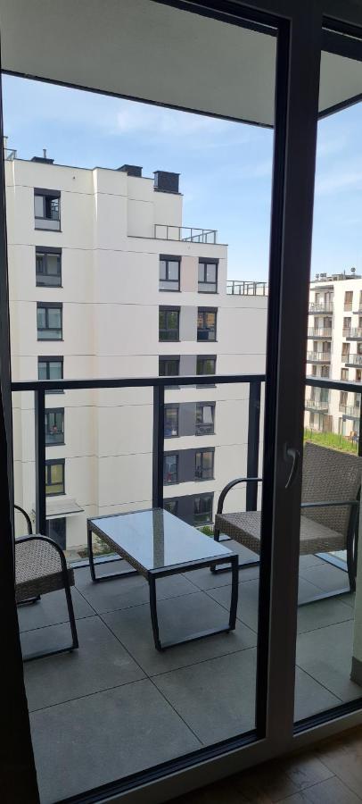 Airport Apartment Варшава Екстер'єр фото