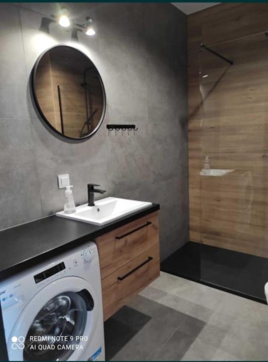 Airport Apartment Варшава Екстер'єр фото